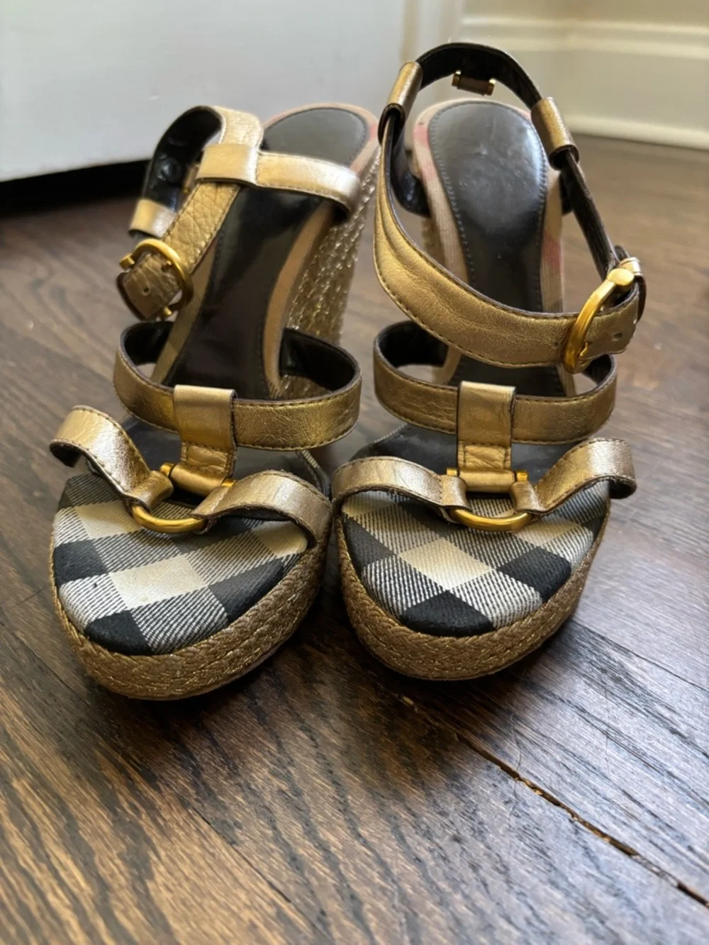 Burberry Gold Metallic Nova Check Espadrilles - Picture 4 of 7